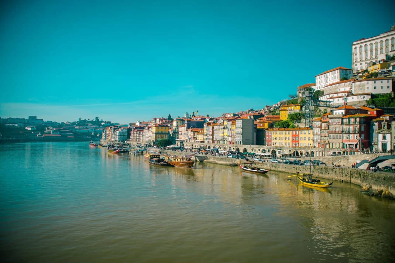 Blick von der Ponte Dom Luís I auf Porto